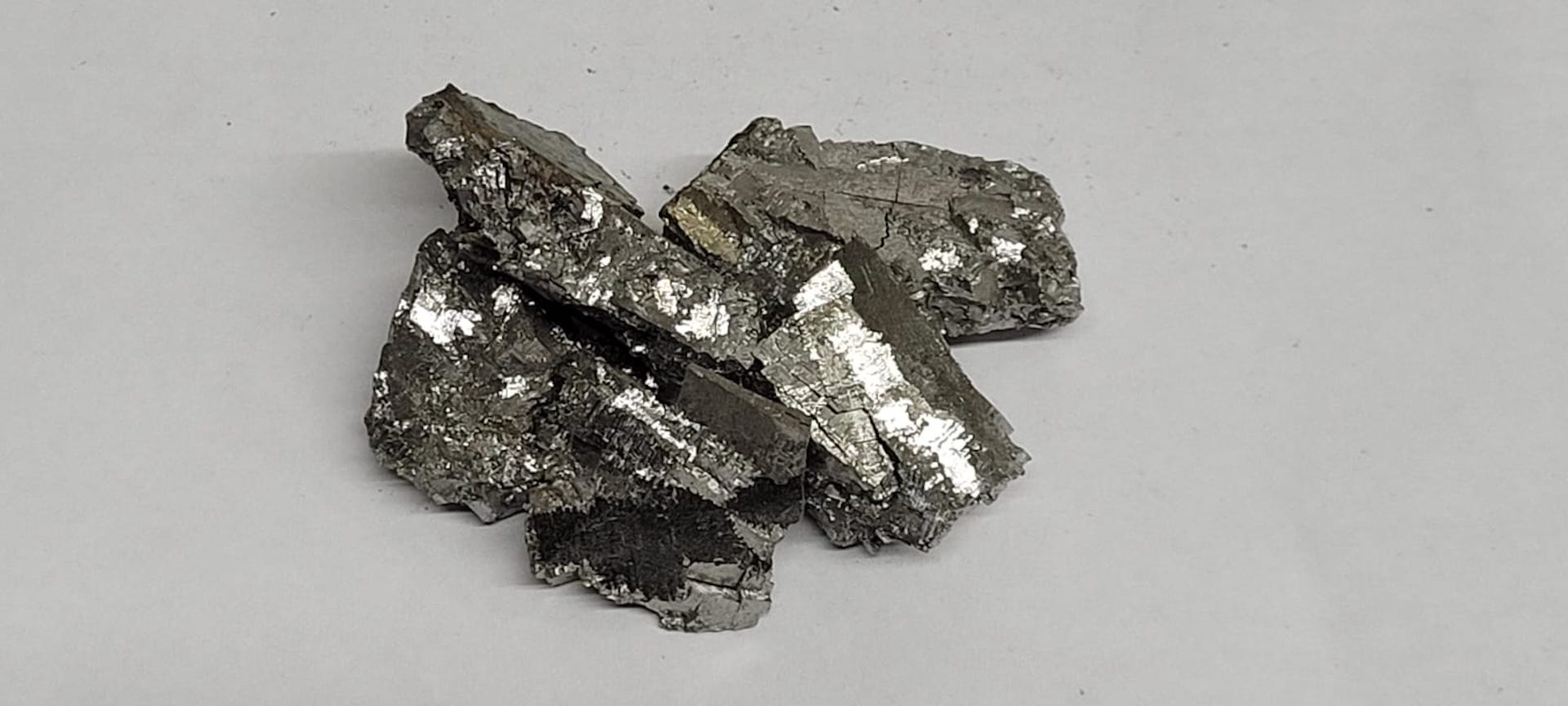 Imagem Ferro Vanádio 50/55%